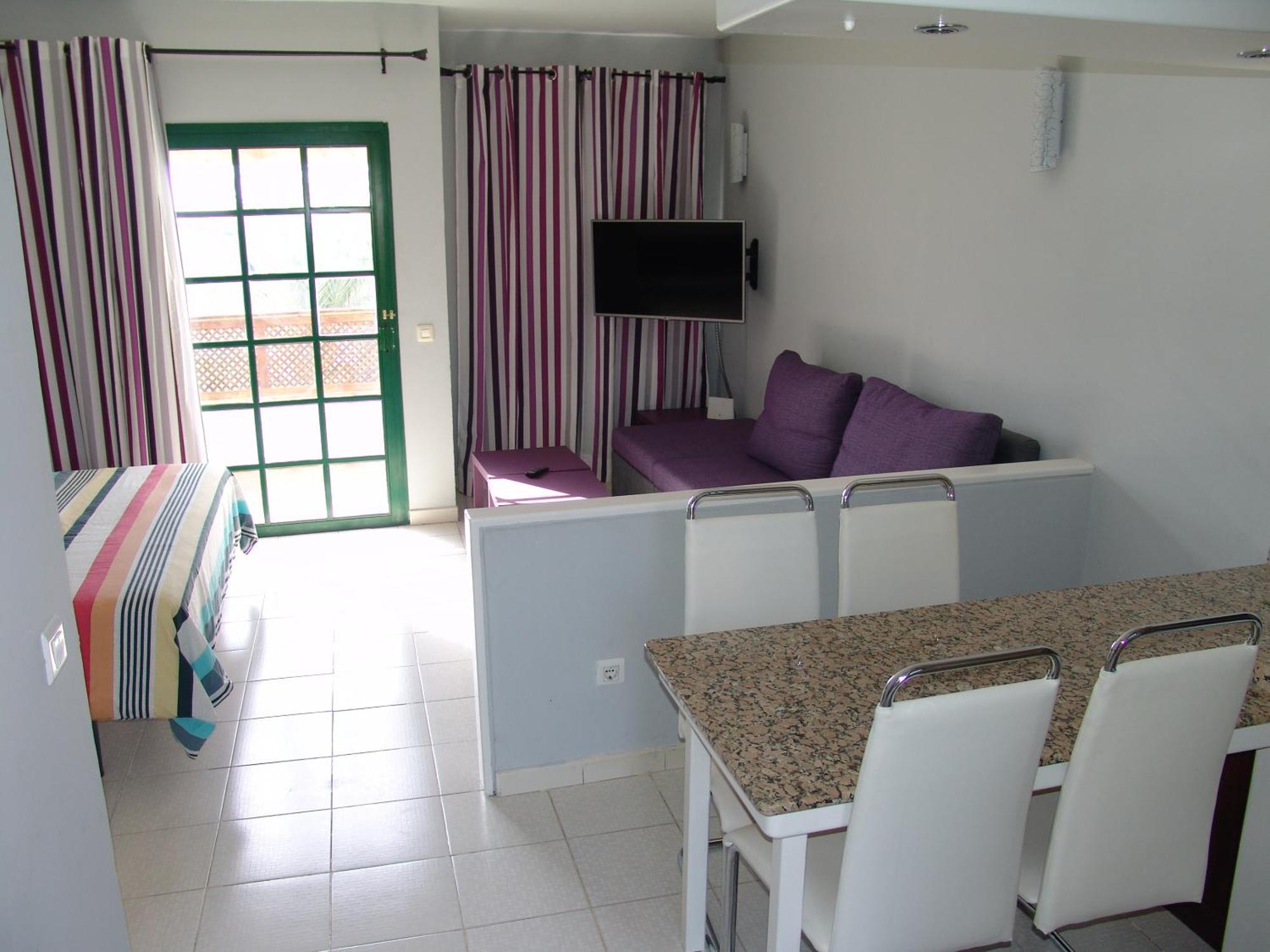 Moderno Apartamento Con Vistas Al Mar Playa Del Aguila  Zewnętrze zdjęcie